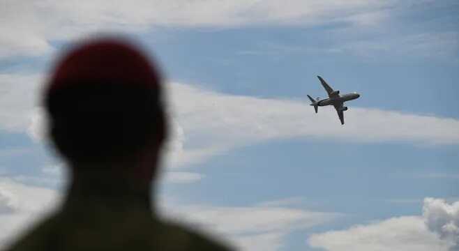  Sukhoi Superjet-100       